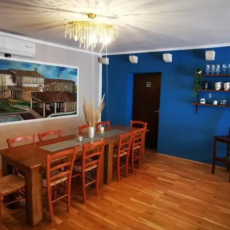 Lana Rustic Villa *