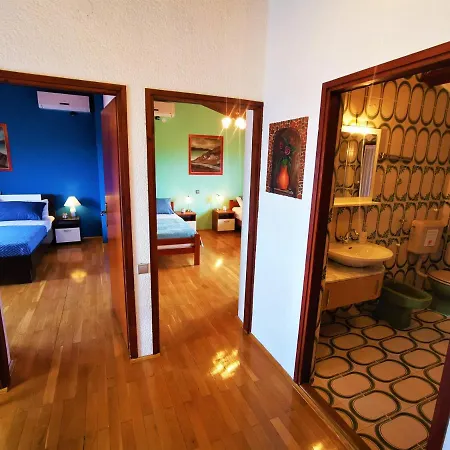 Villa Lana Rustic *