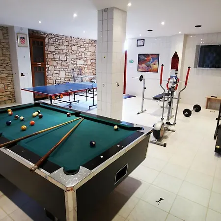 Villa Lana Rustic